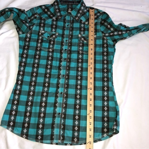 Rock 47 Wrangler Cowgirl Western Snap Front Shirt Size M Rodeo Embroidered Blue - Picture 10 of 10